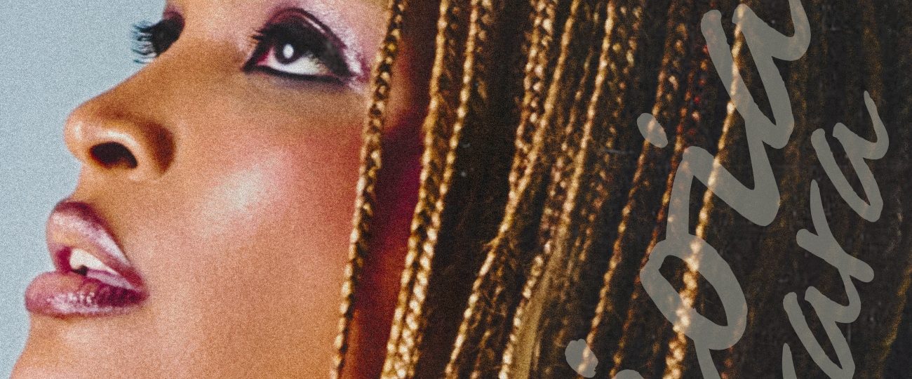 MARIANNA une pop alternativo, R&B, house e estética high fashion em Joia Rara