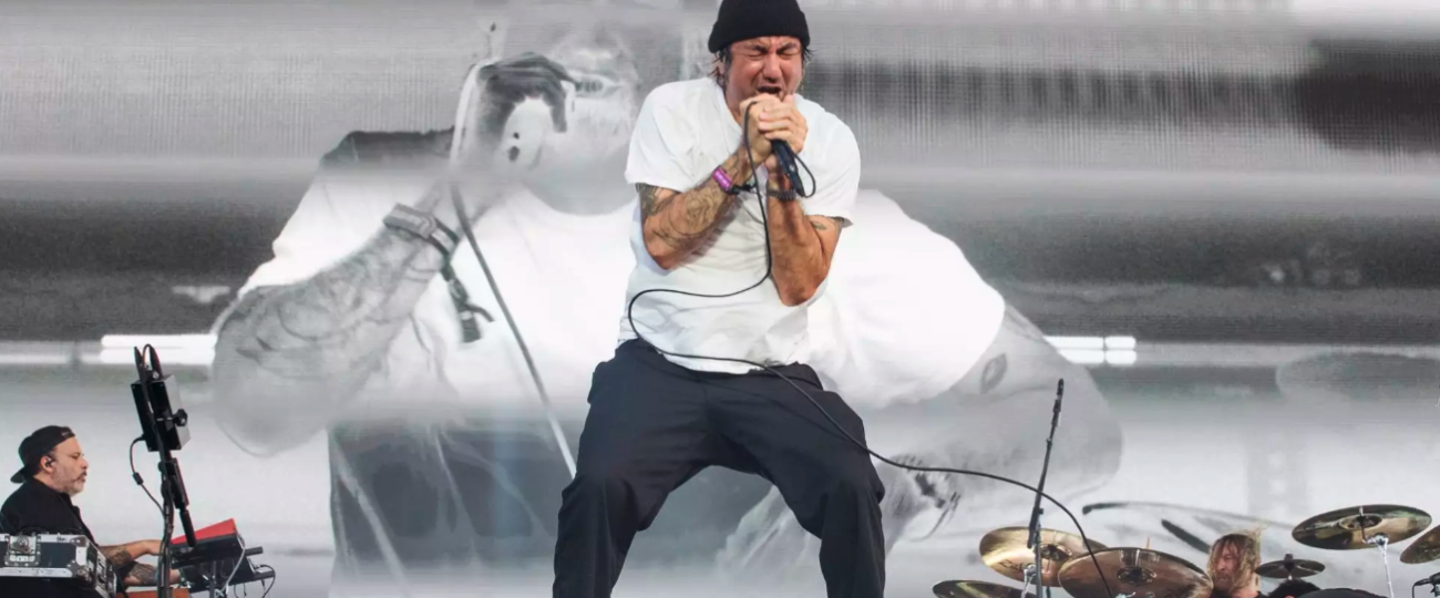 Deftones comenta Private Music, planos para o Brasil e o legado de Eros