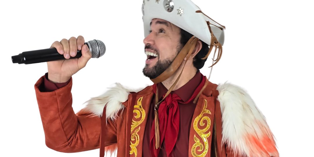 Reginaldo Sama se apresenta no Arena Show SP neste domingo (14)