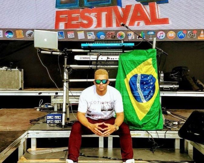 Jack Chan Teclas: o baiano que transformou talento, técnica e performance em identidade musical reconhecida no Brasil