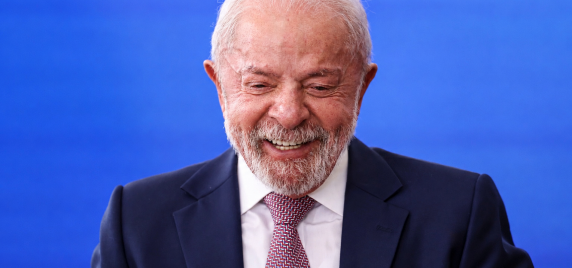 Lula sanciona MP que isenta de impostos aquisições internacionais até US$ 50