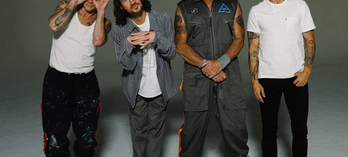 Red Hot Chili Peppers fecha acordo de mais de US$ 300 milhões com Warner para venda de masters